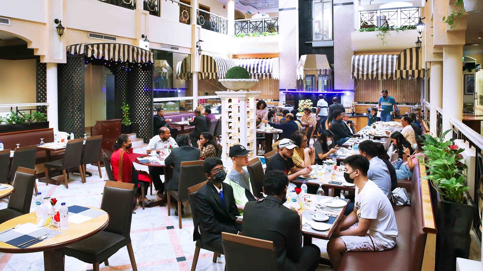 restaurants-main-restaurant