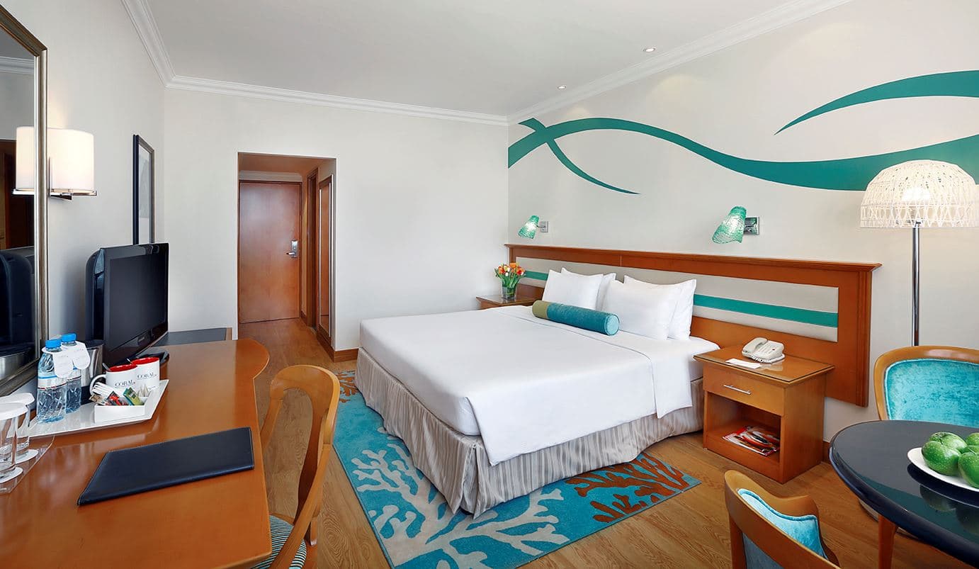 rooms-deluxe-city-view