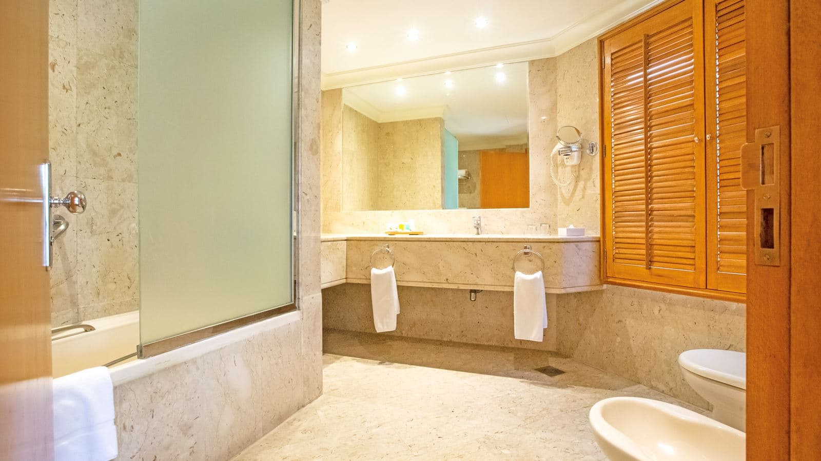 rooms-junior-suite