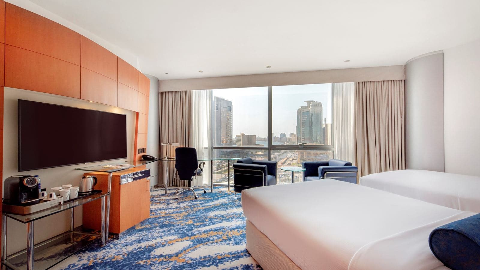 rooms-deluxe-room