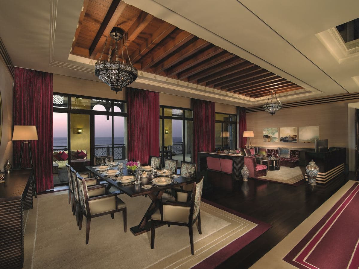 rooms-royal-suite