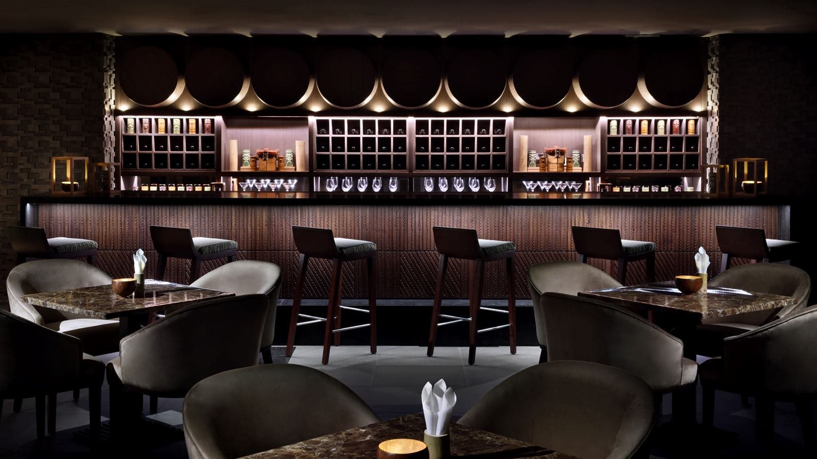 bars-lani-rooftop-bar-and-lounge