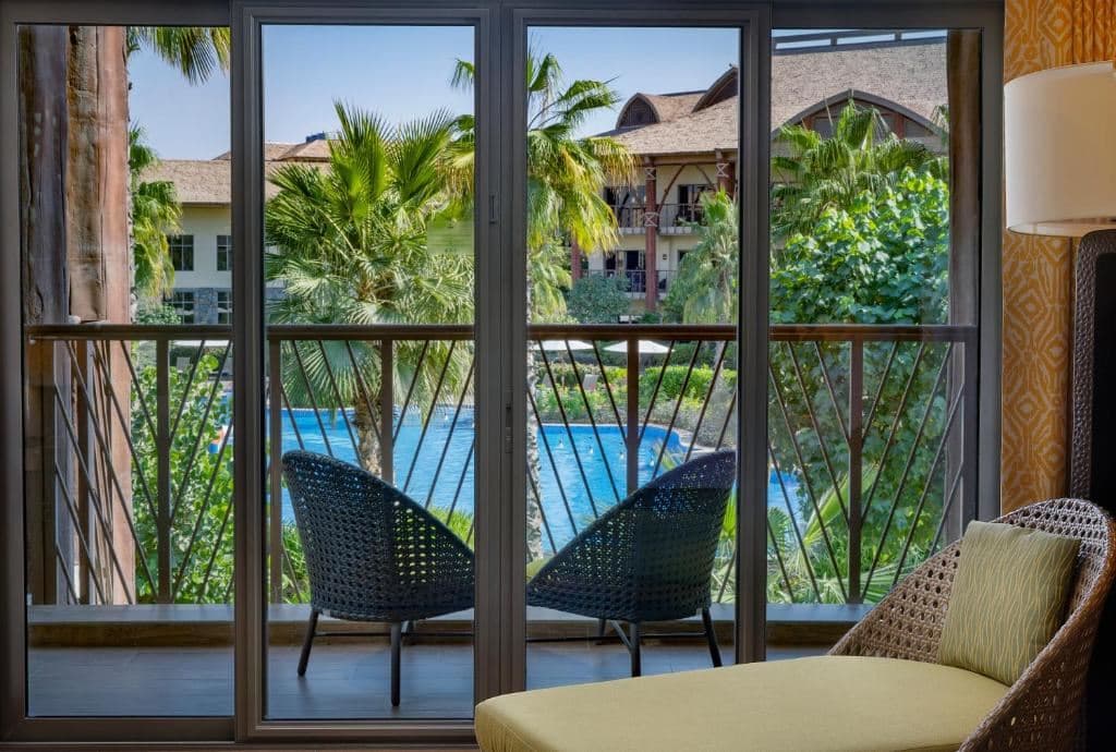 rooms-family-room