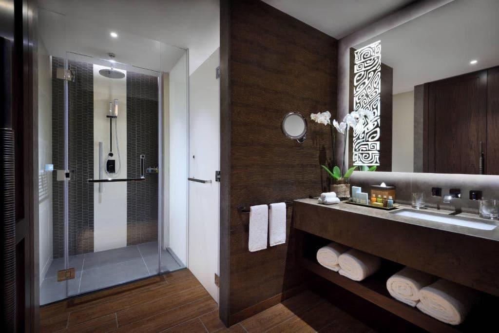 rooms-family-room