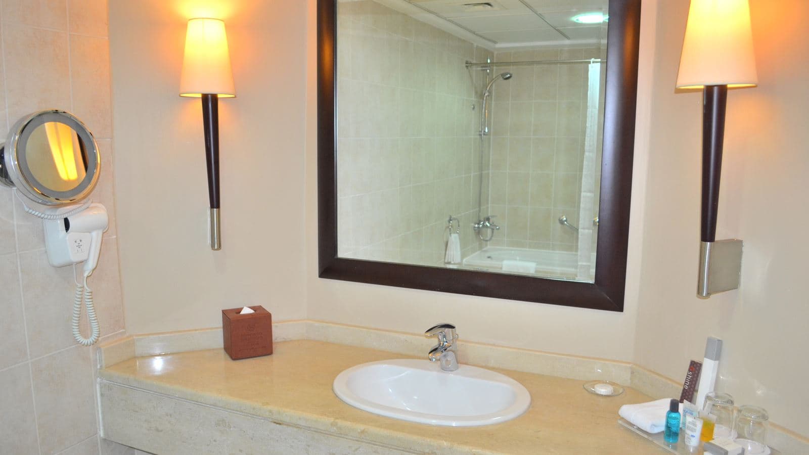 rooms-classic-room