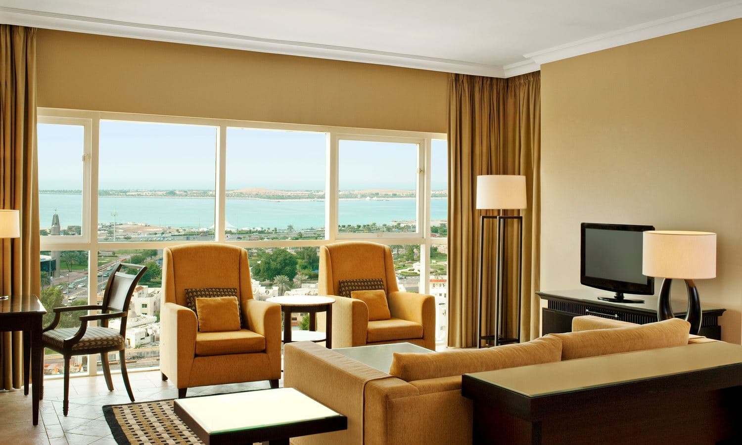 rooms-executive-room