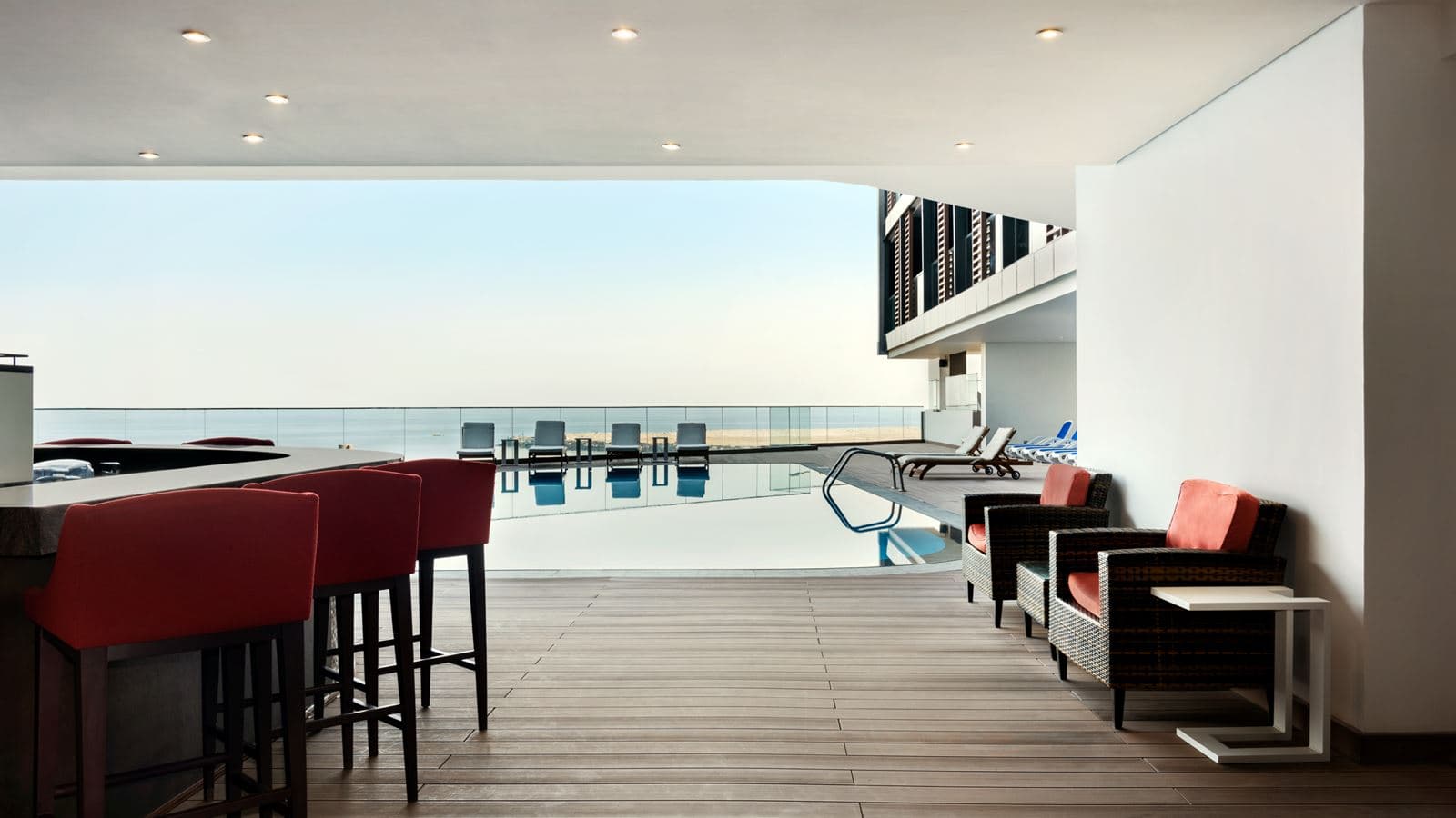 bars-waves-pool-bar