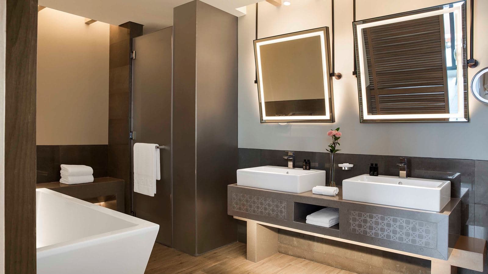 rooms-terrace-suite