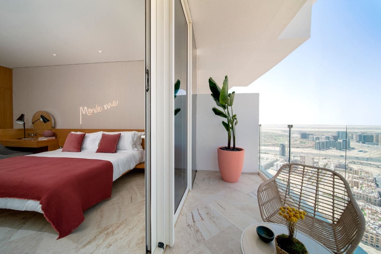 rooms-superior-sky