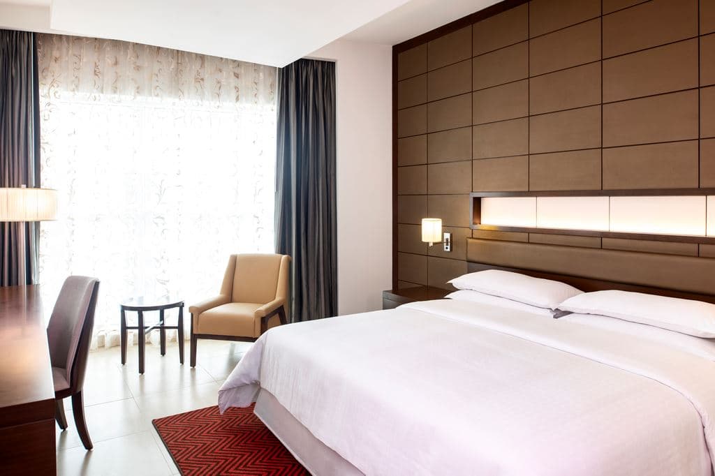 rooms-classic-room