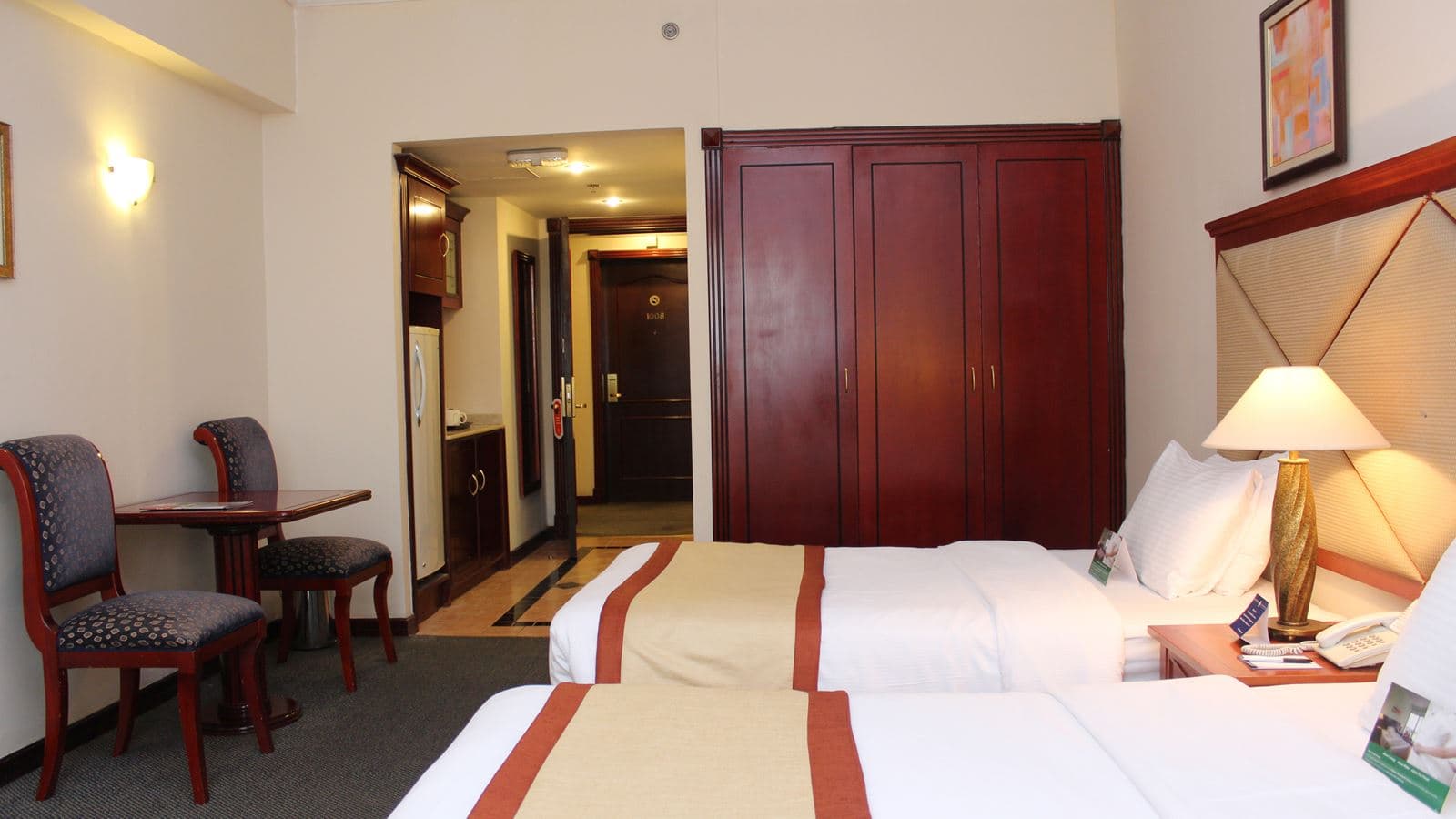 rooms-standard-room