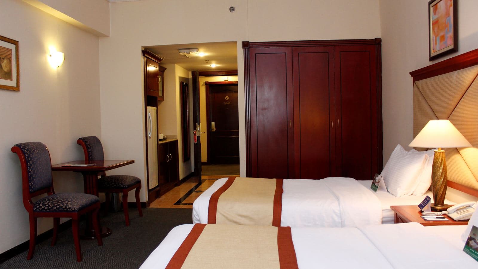 rooms-standard-room