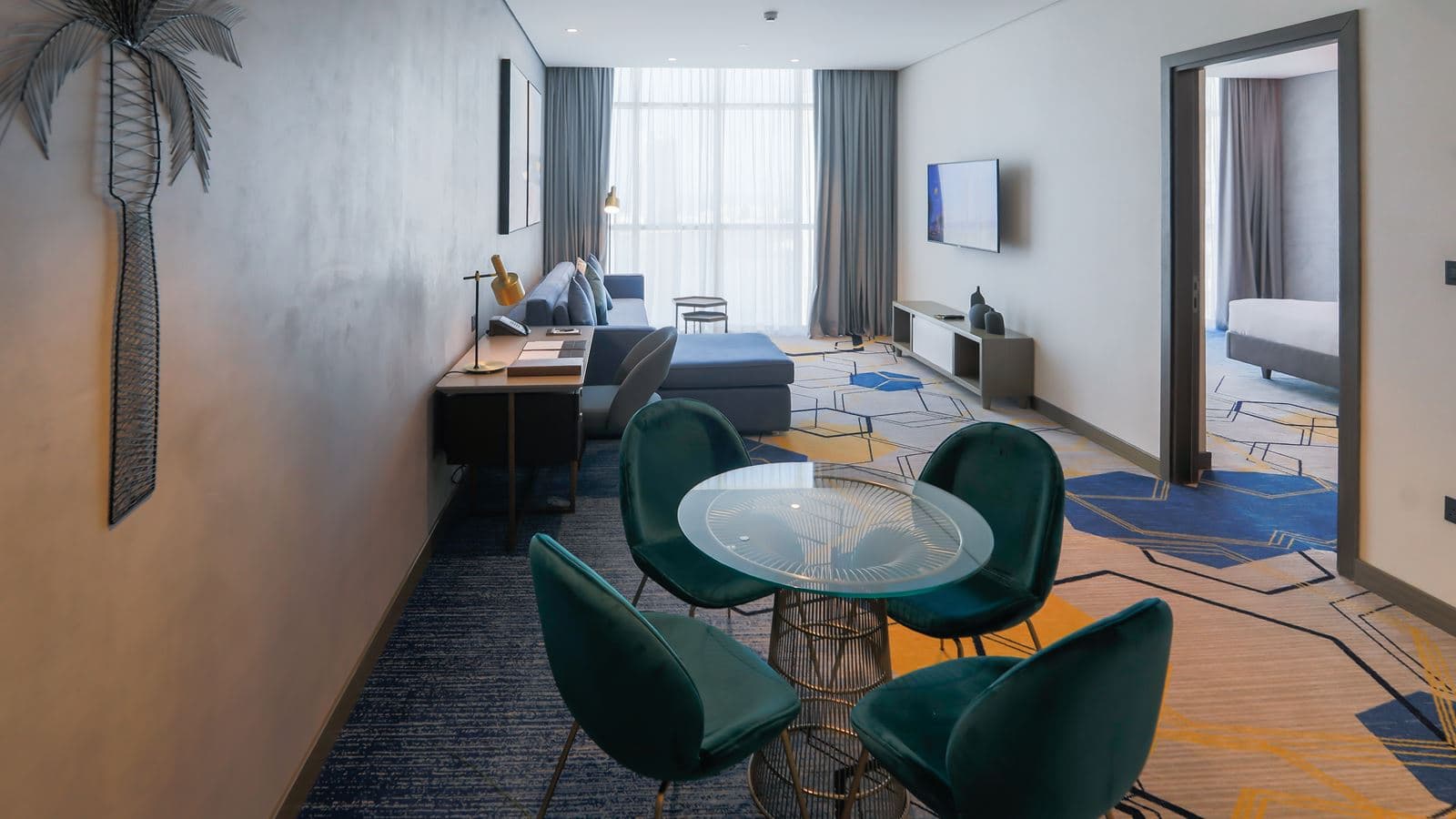 rooms-executive-suite-room