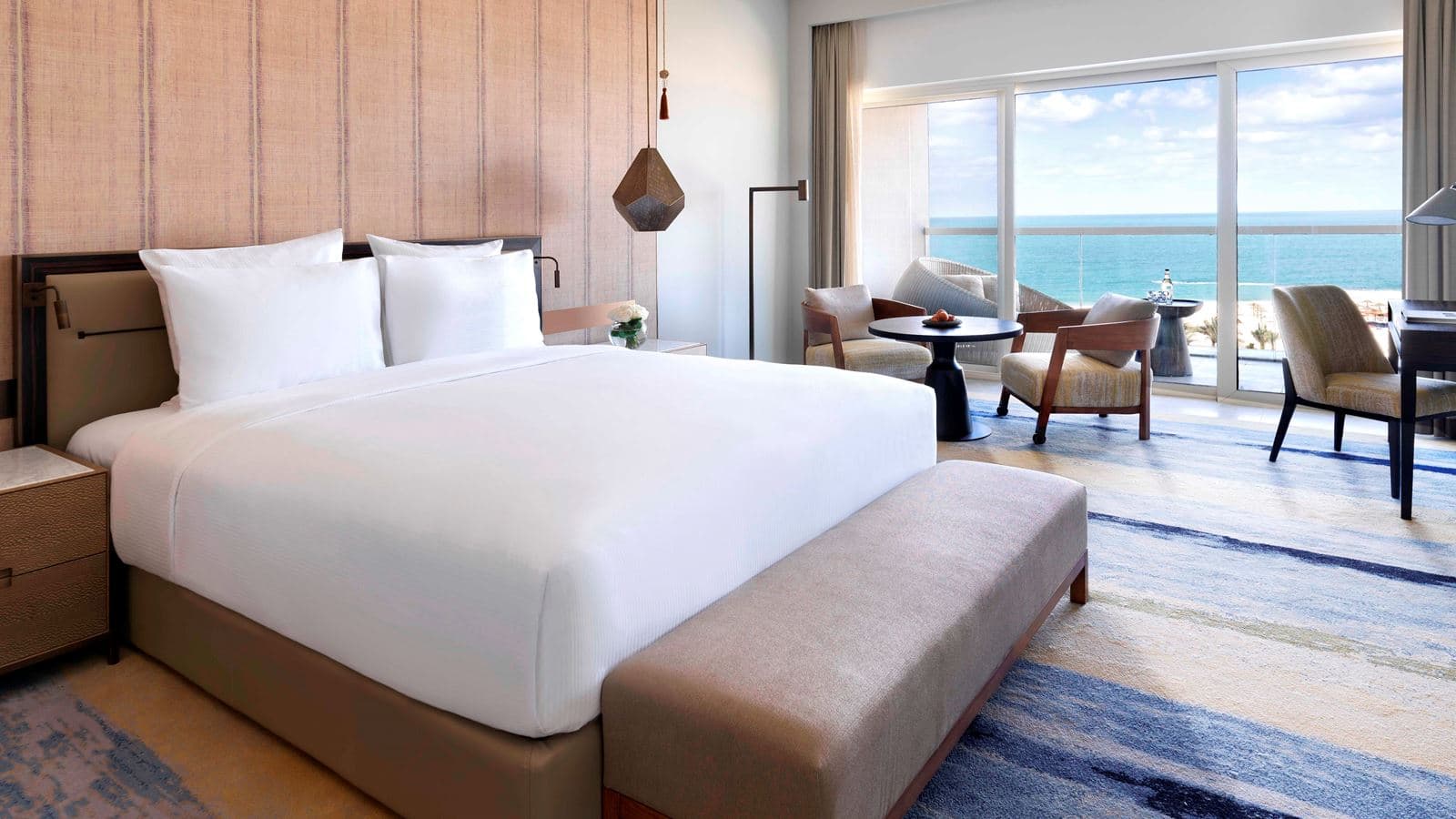 rooms-club-intercontinental-sea-view-room