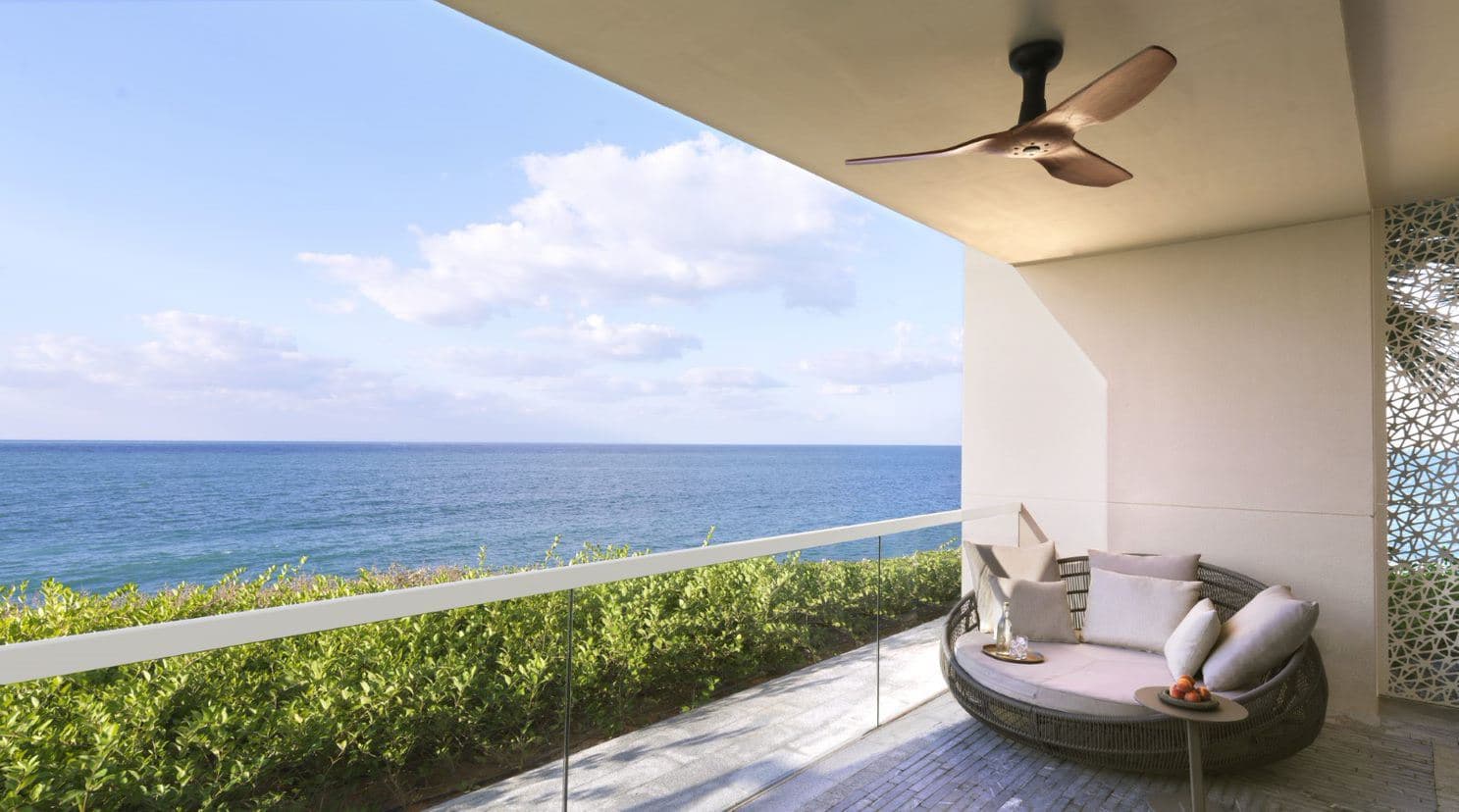 rooms-seafront-villa