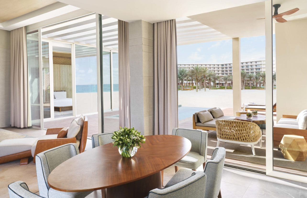 rooms-beachfront-private-pool-villa