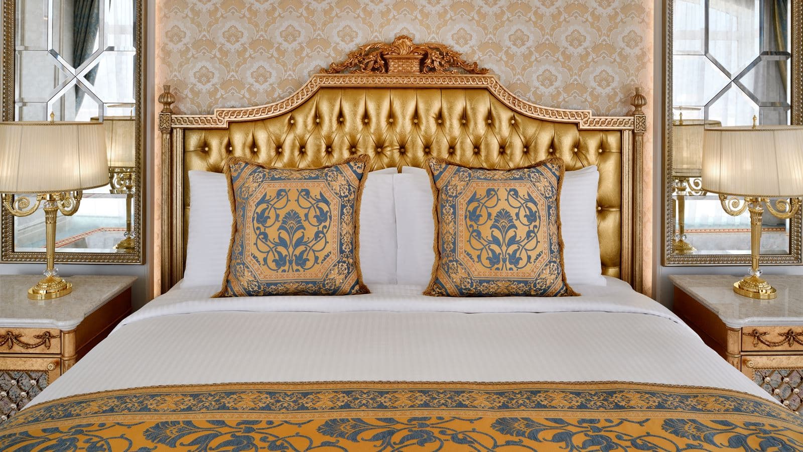 rooms-deluxe-room