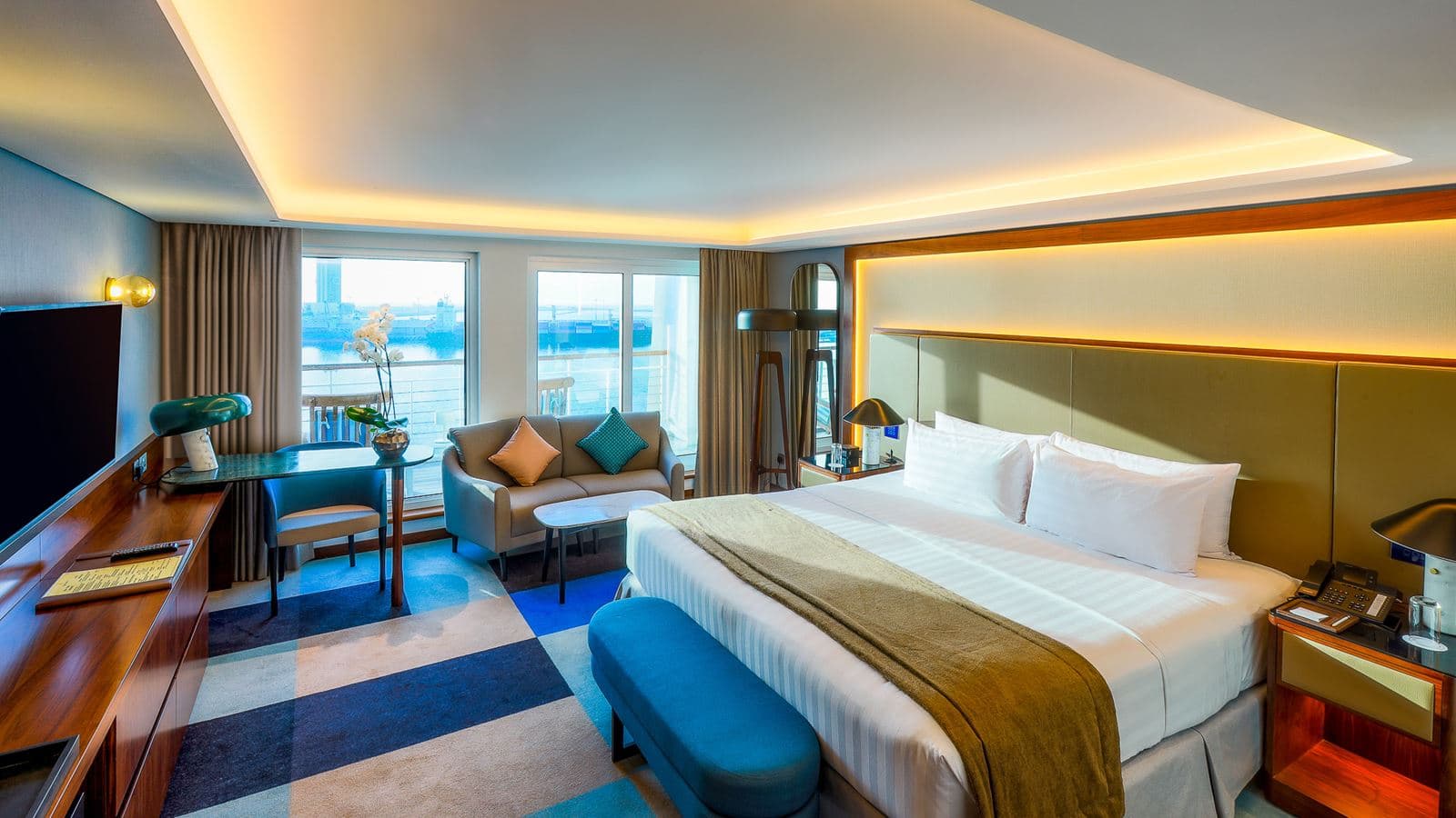 rooms-captains-room-with-balcony