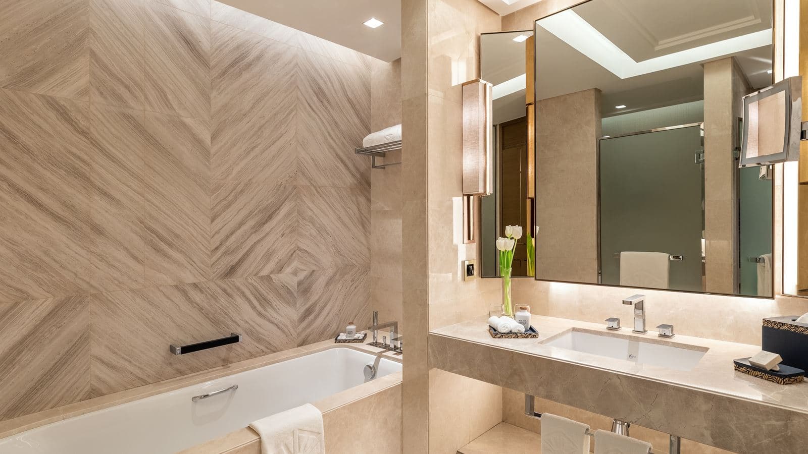 rooms-exotica-palm-sea-view-room-with-club-lounge-access
