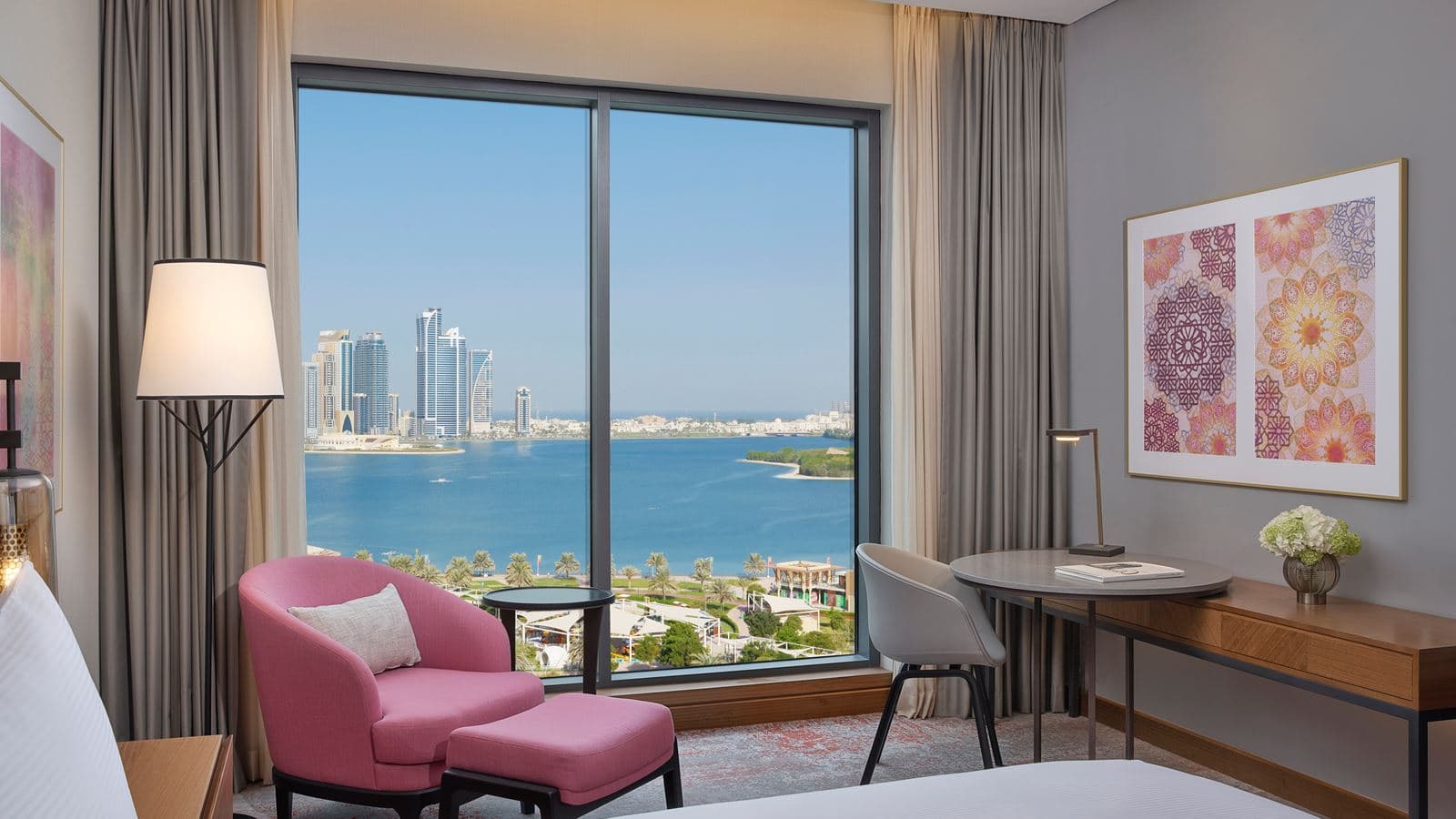 rooms-king-superior-room-waterfront-view