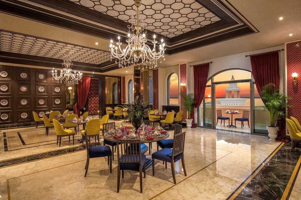 bars-orient-lounge--bar