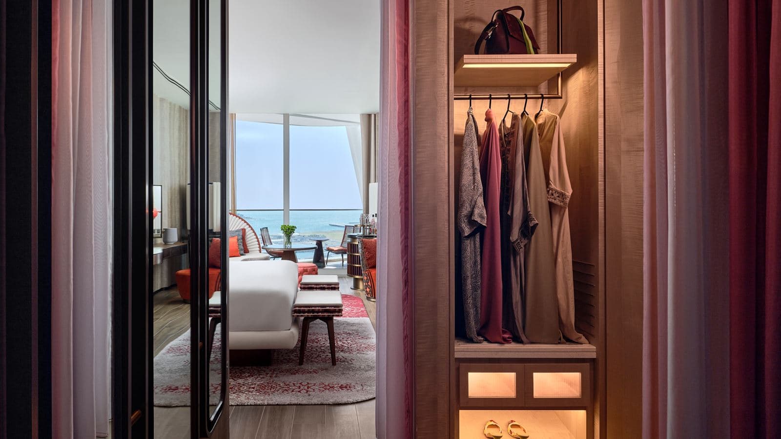 rooms-spectacular-room