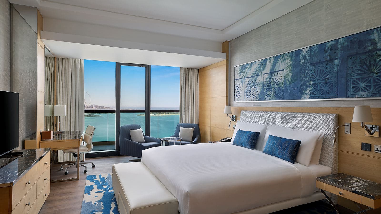 rooms-seaview-family-room