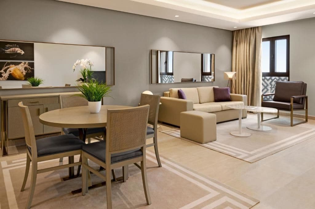 rooms-family-three-bedroom-sea-view-apartment