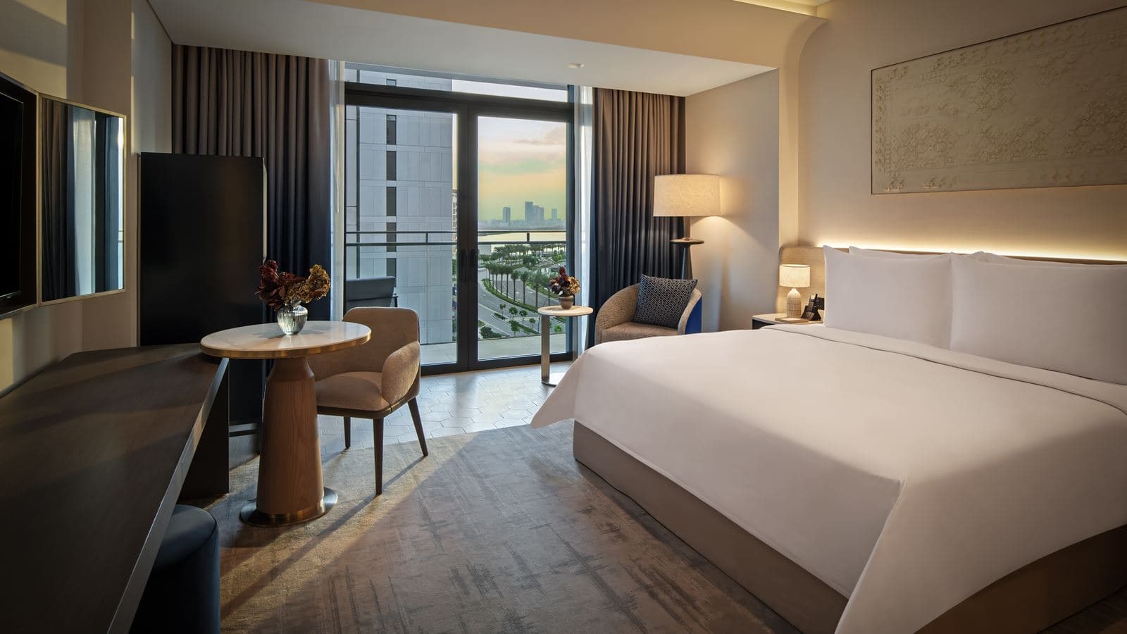 rooms-deluxe-room-king