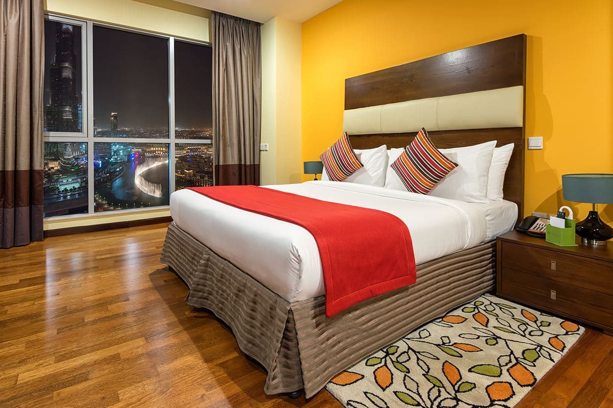 rooms-junior-suite-burj-khalifa-and-fountain-view