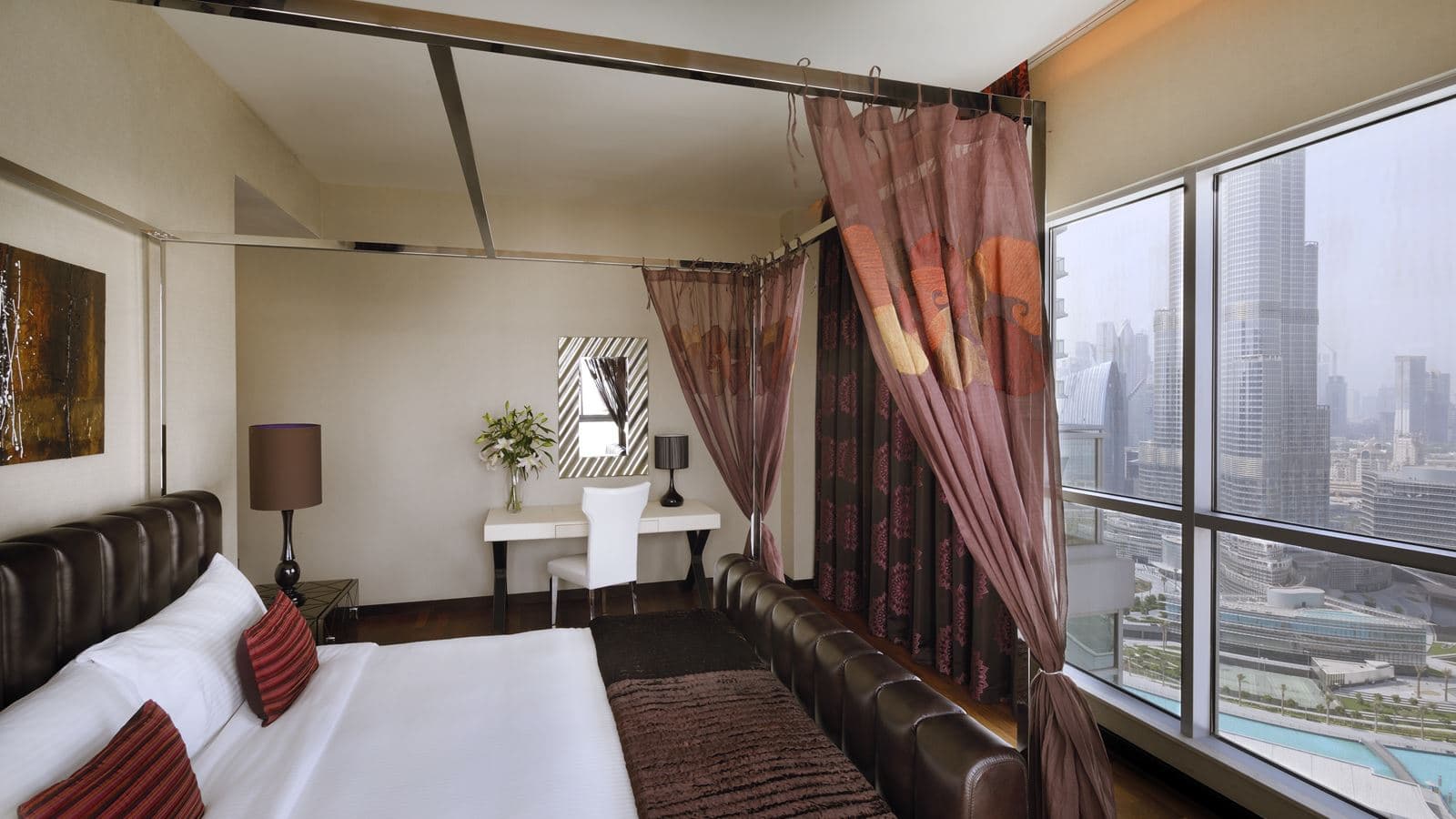 rooms-penthouse-burj-khalifa-and-fountain-view