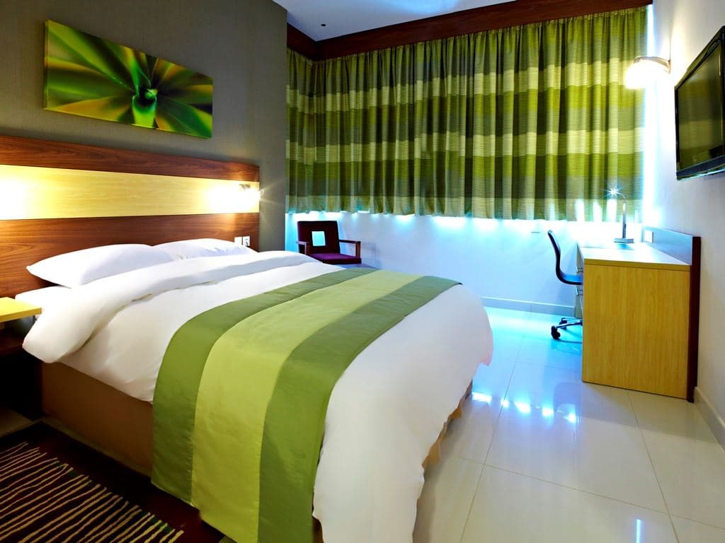 rooms-standard-room-triple