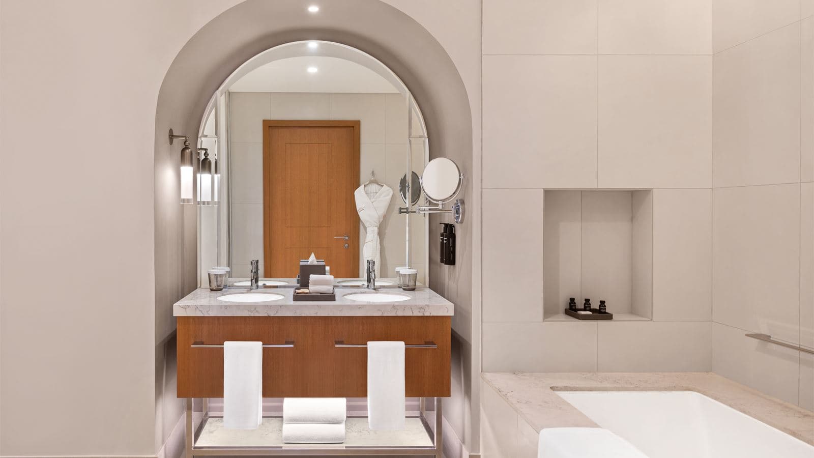 rooms-lagoon-suite