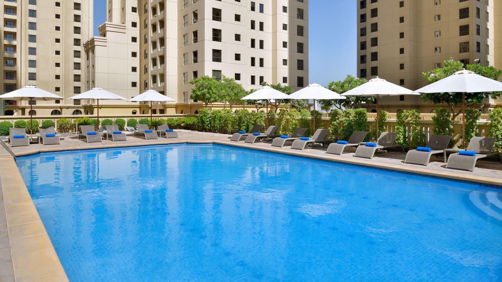 pools-outdoor-pool