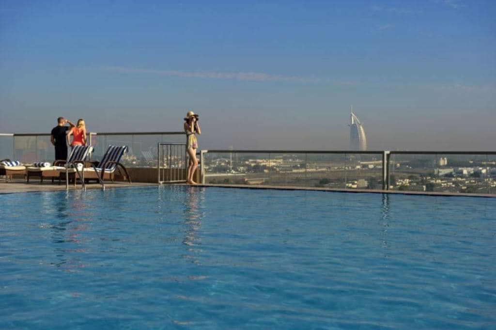 pools-outdoor-pool