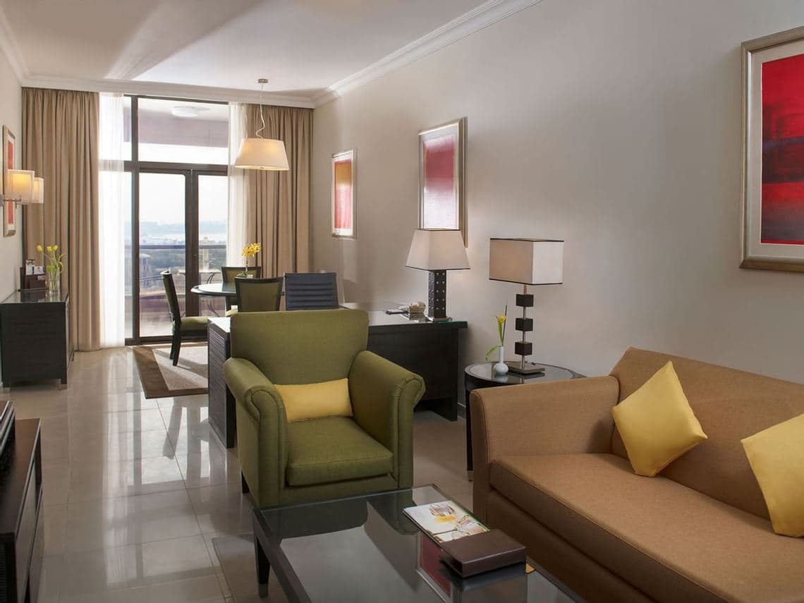 rooms-one-bedroom-apartment-sea-view