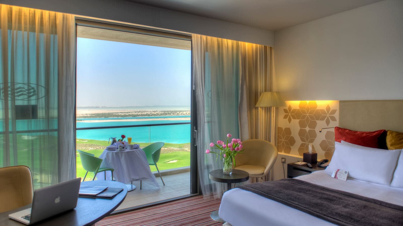 rooms-executive-room-club-lounge-access-golf--sea-view-balcony