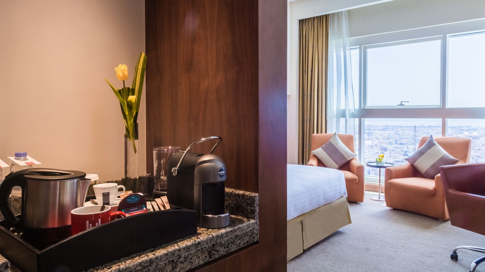 rooms-club-room