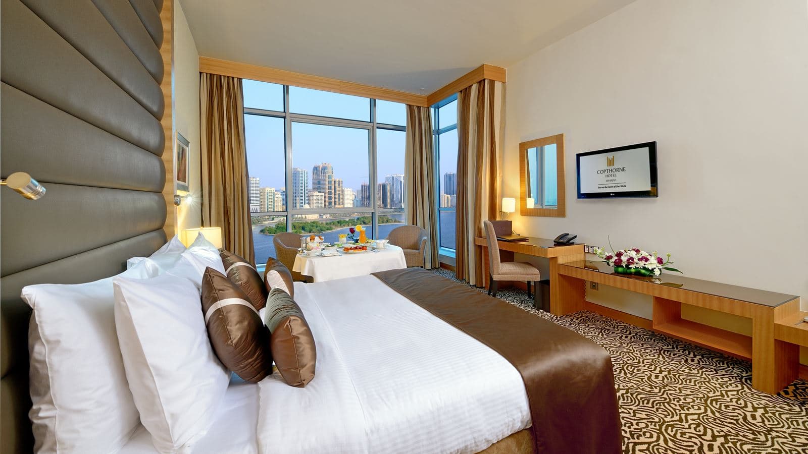 rooms-superior-room