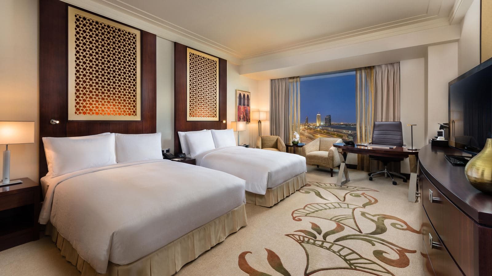 rooms-two-double-beds-executive-room