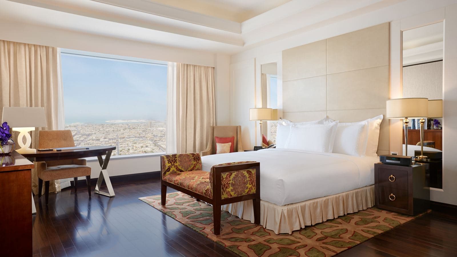 rooms-royal-suite