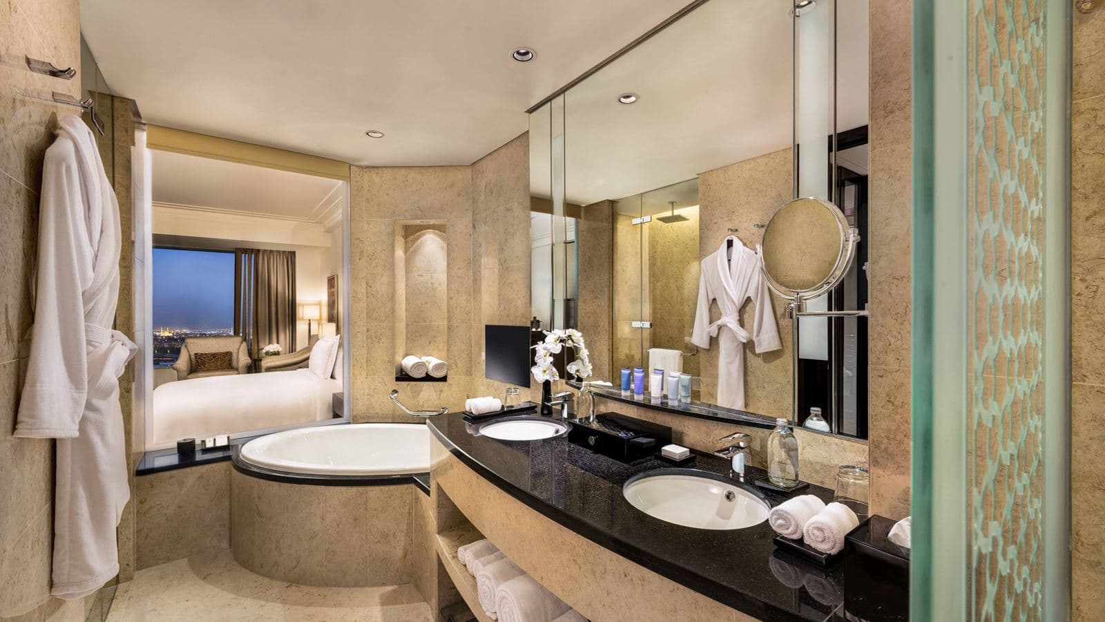 rooms-king-deluxe-room