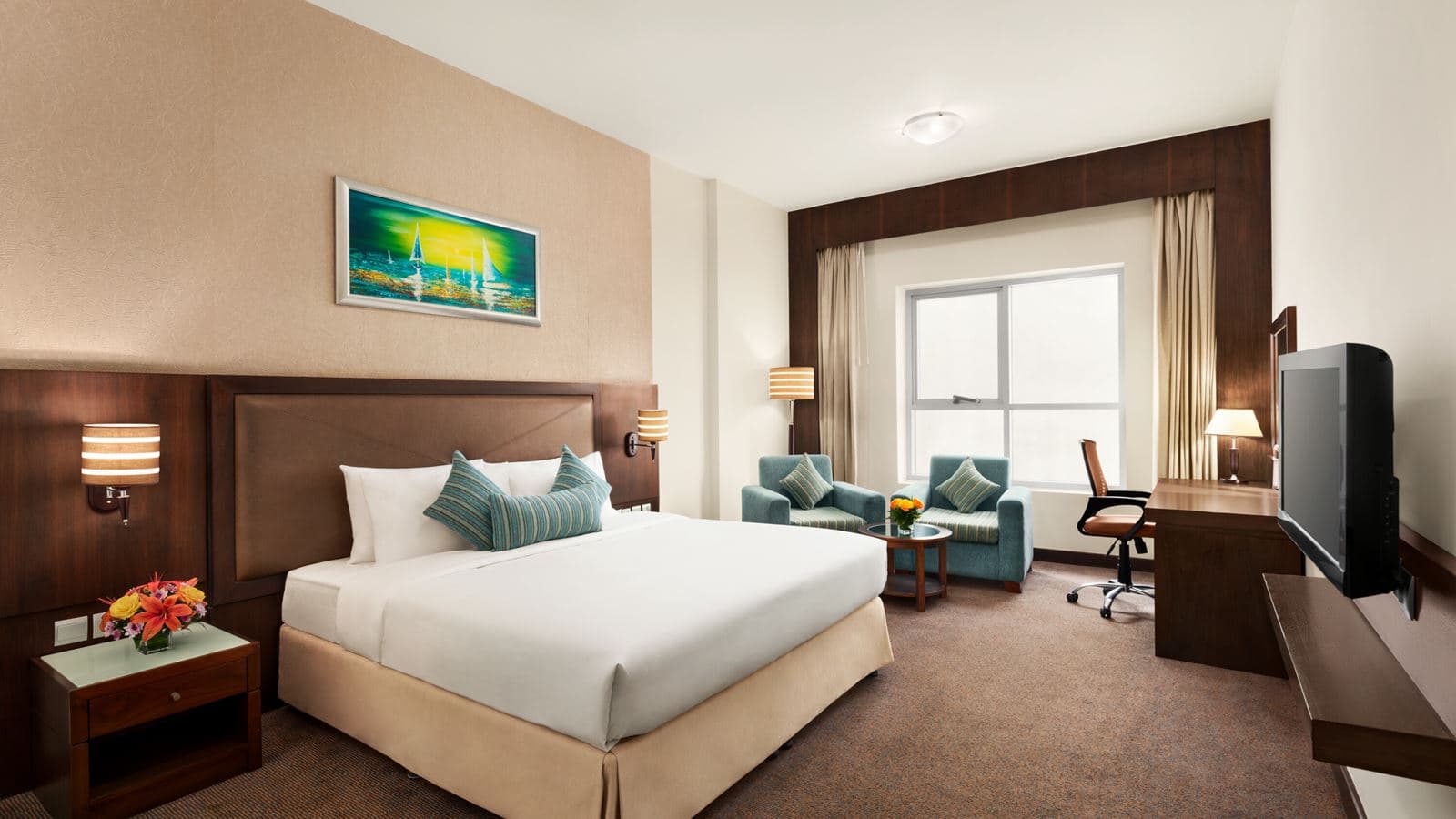 rooms-king-superior-bedroom