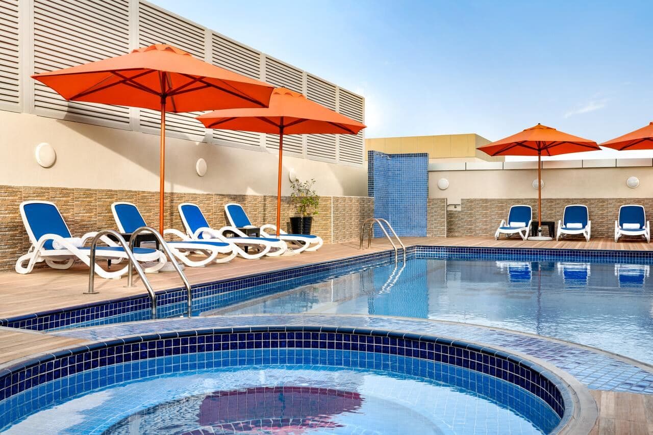 pools-outdoor-pool