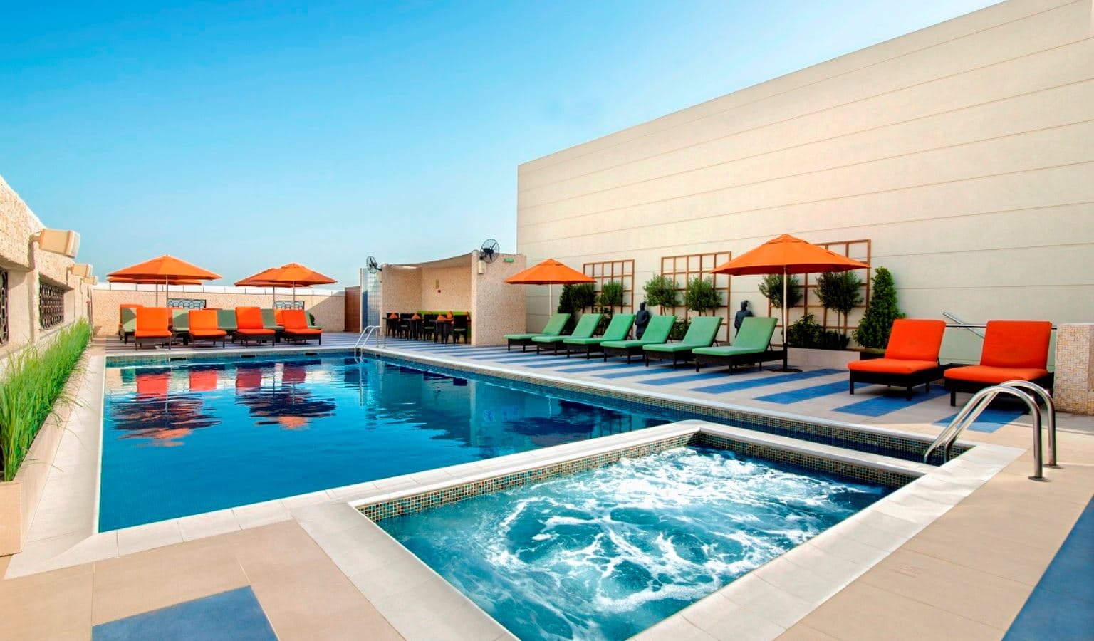 pools-outdoor-pool