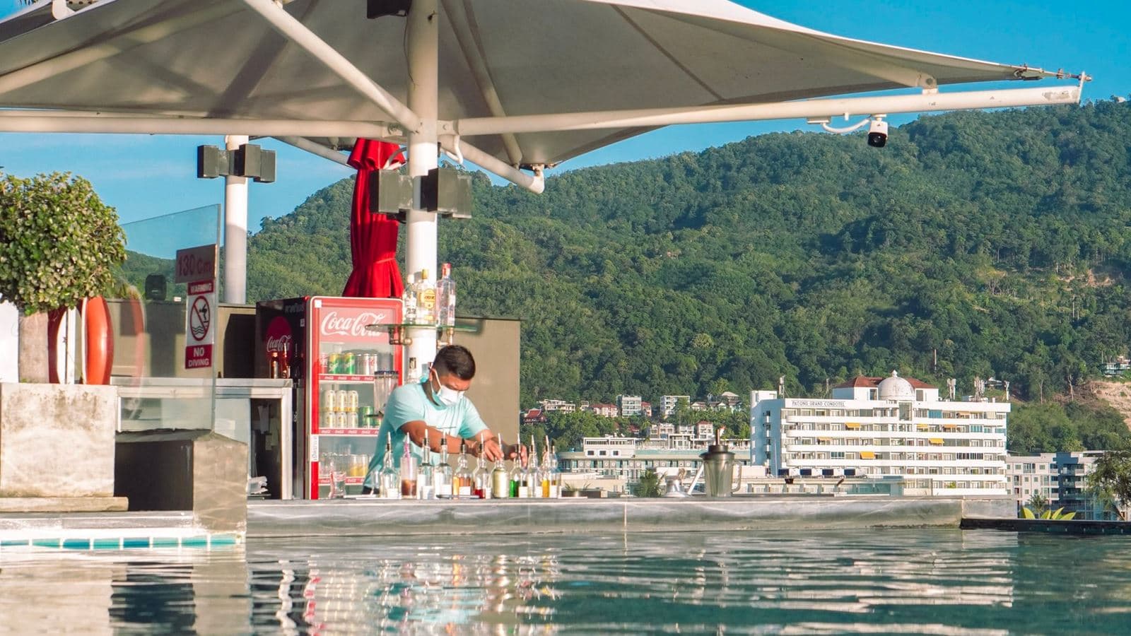 bars-sky-bar