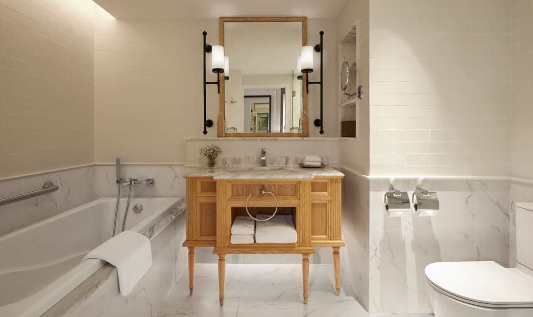 rooms-deluxe-room