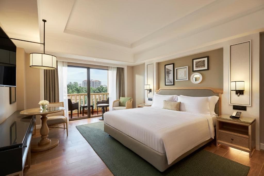 rooms-deluxe-room