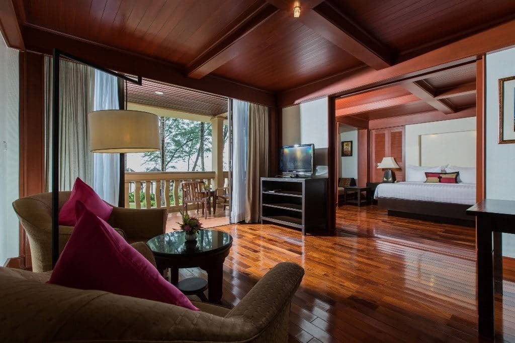 rooms-seaview-suite