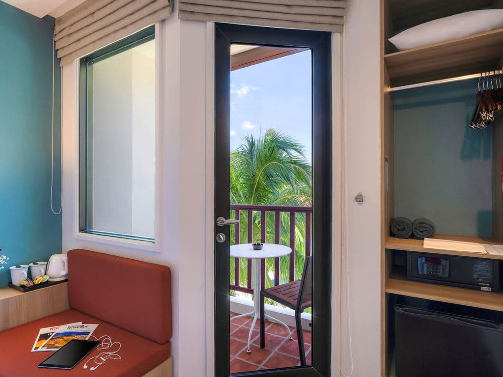 rooms-superior-room